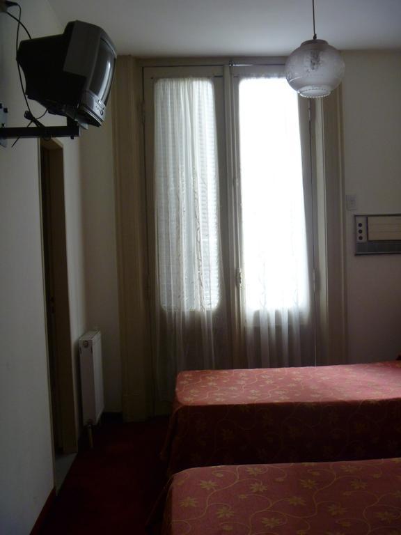 Hotel Turista Buenos Aires Exteriér fotografie